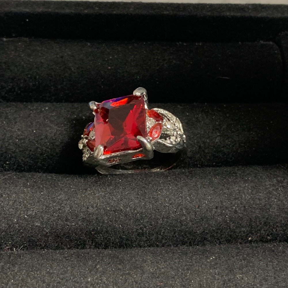 Red Emerald Cut Crystal Cocktail Ring Silver Tone Size 6 Marquise Accents 4663